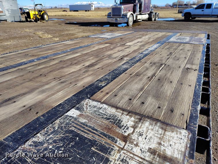 image for item DT0781 2009 Doonan 532DBE1ECDKH drop deck trailer