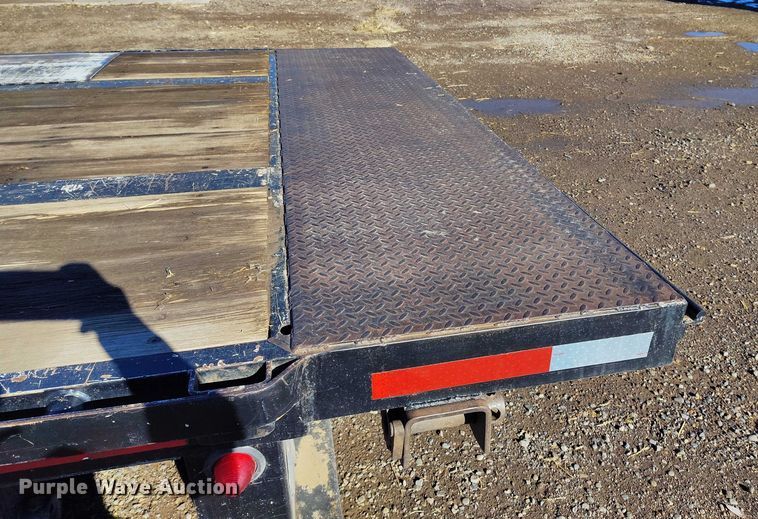 image for item DT0781 2009 Doonan 532DBE1ECDKH drop deck trailer