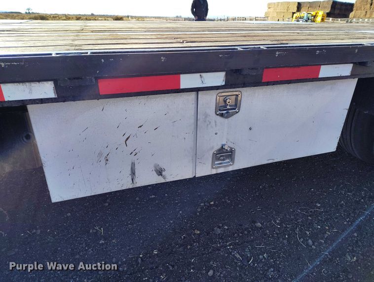 image for item DT0781 2009 Doonan 532DBE1ECDKH drop deck trailer