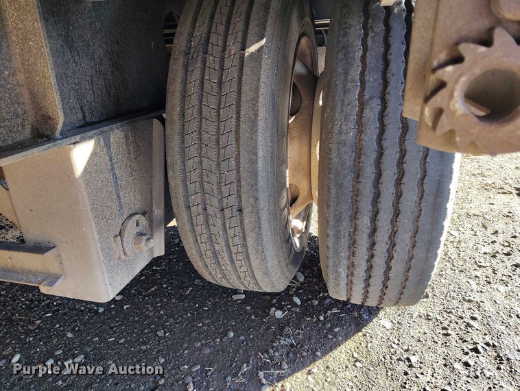 image for item DT0781 2009 Doonan 532DBE1ECDKH drop deck trailer