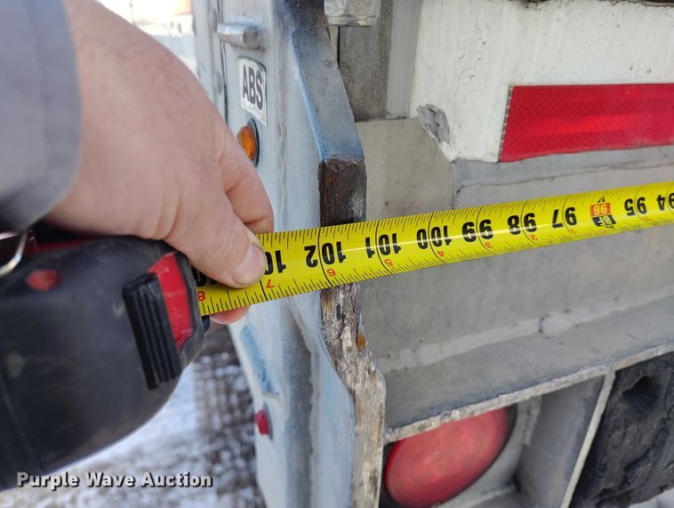 image for item DT0795 2015 Vanguard VXP 53' dry van trailer