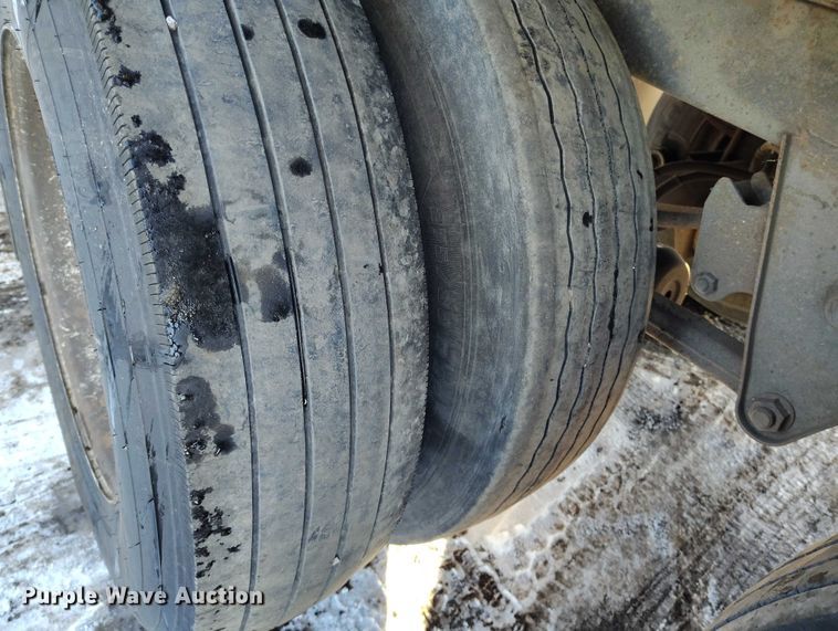 image for item DT0795 2015 Vanguard VXP 53' dry van trailer