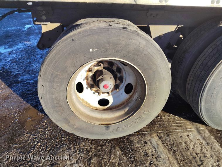 image for item DT0795 2015 Vanguard VXP 53' dry van trailer