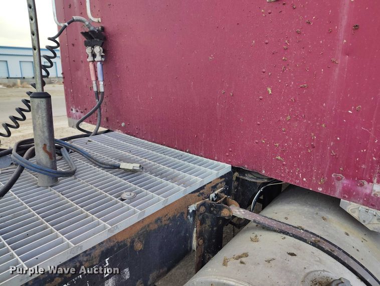 image for item DT0803 1997 Kenworth W900 semi truck