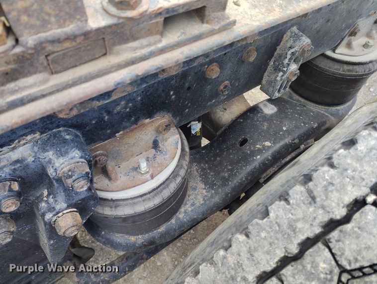 image for item DT0803 1997 Kenworth W900 semi truck