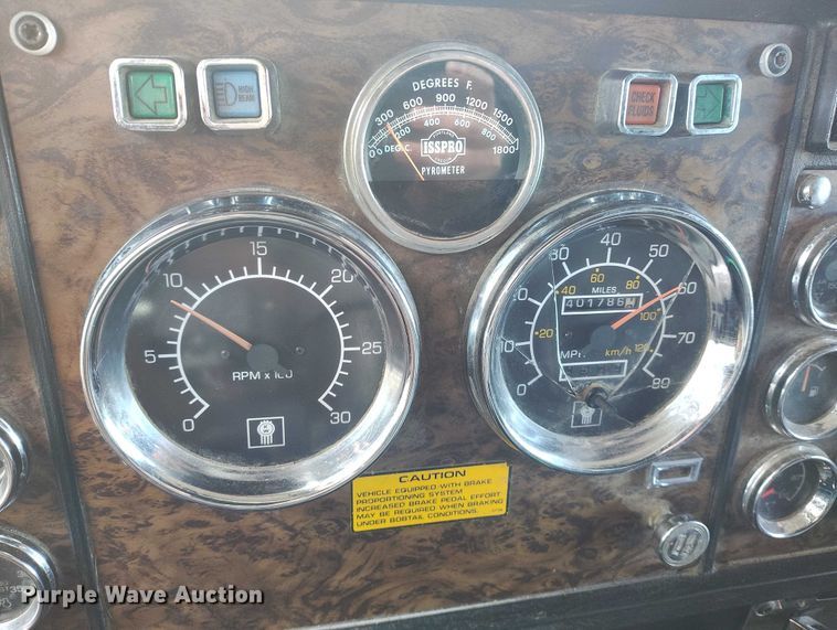 image for item DT0803 1997 Kenworth W900 semi truck