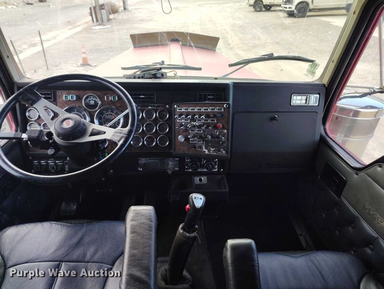 image for item DT0803 1997 Kenworth W900 semi truck