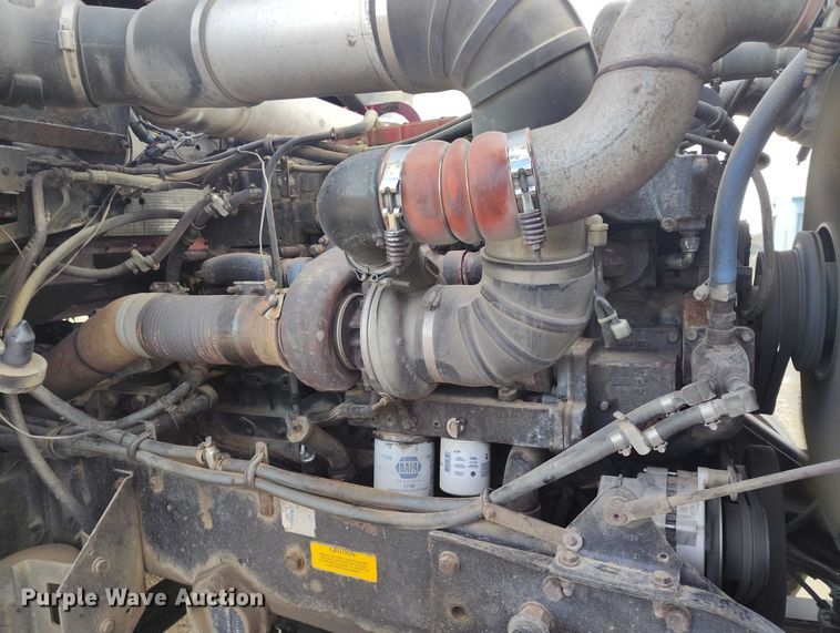 image for item DT0803 1997 Kenworth W900 semi truck