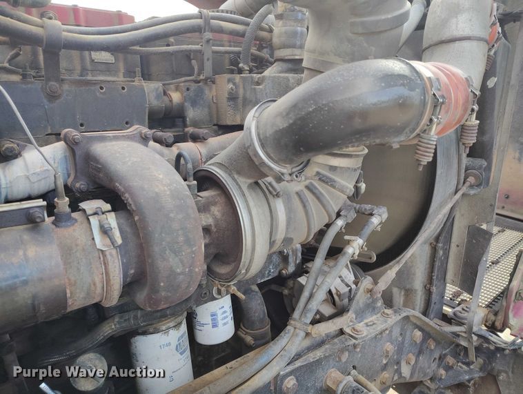 image for item DT0803 1997 Kenworth W900 semi truck