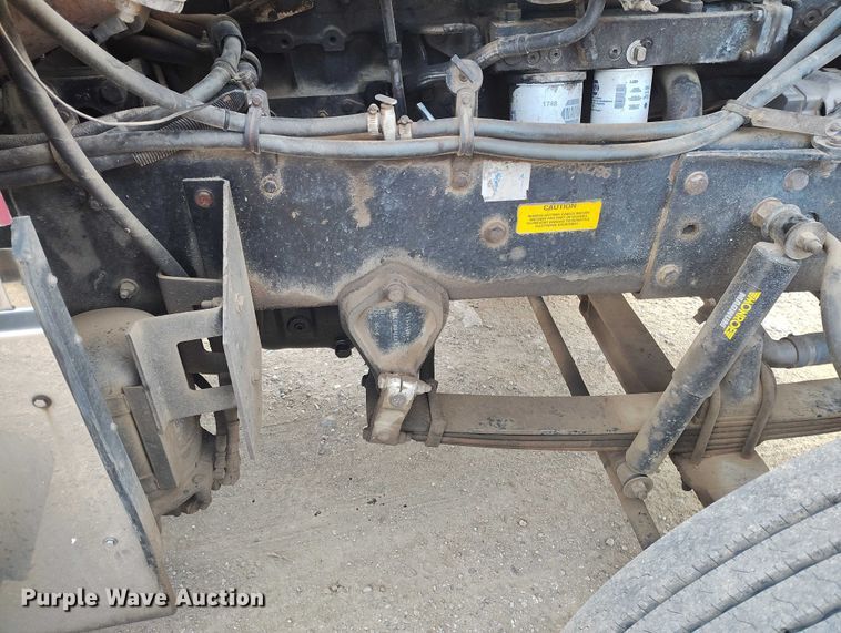 image for item DT0803 1997 Kenworth W900 semi truck