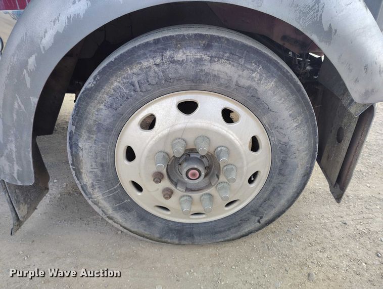 image for item DT0803 1997 Kenworth W900 semi truck