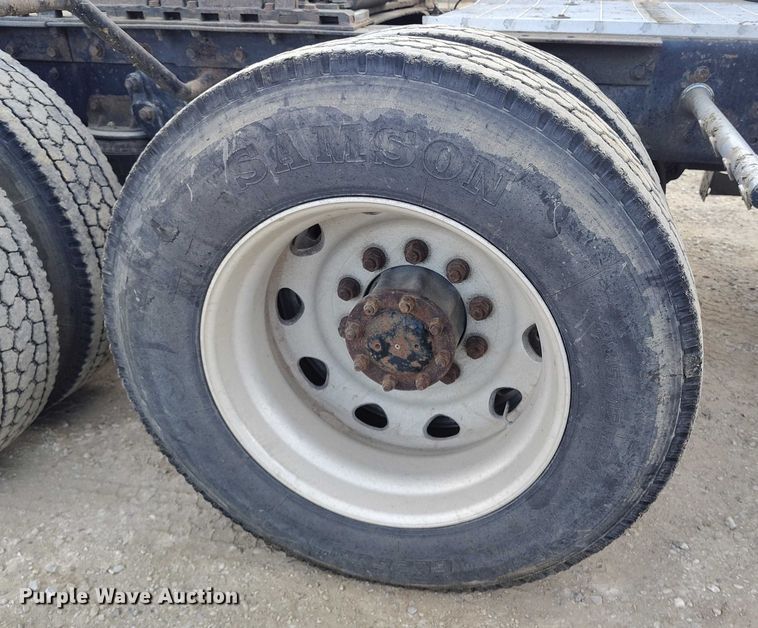 image for item DT0803 1997 Kenworth W900 semi truck