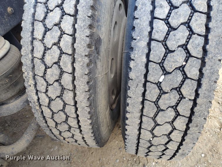 image for item DT0803 1997 Kenworth W900 semi truck