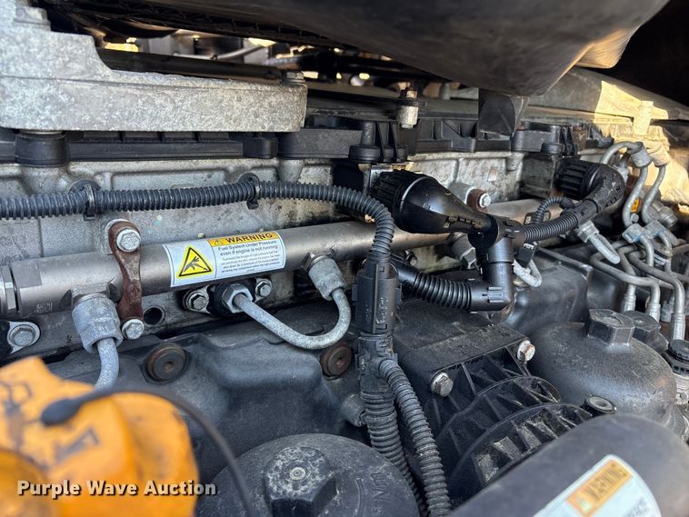 image for item DT2762 2016 Freightliner Cascadia semi truck