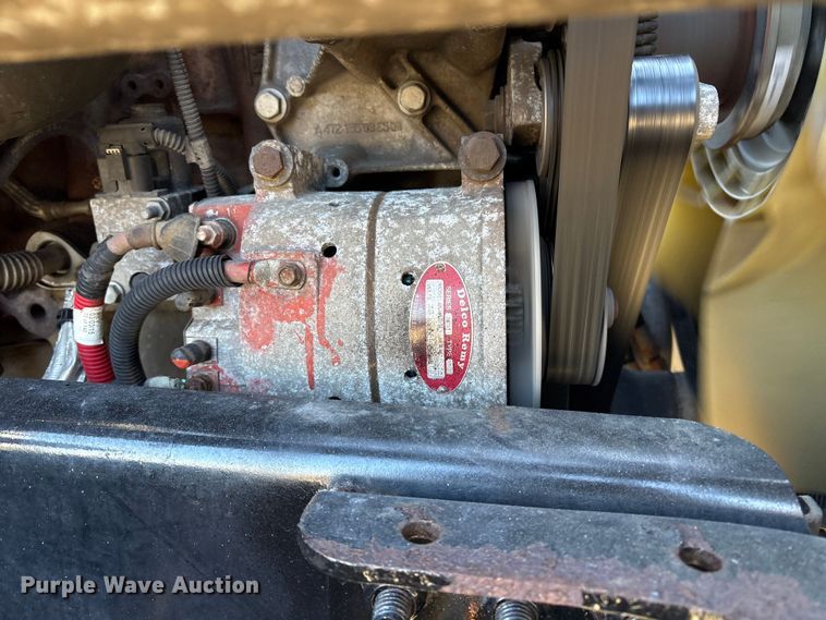 image for item DT2762 2016 Freightliner Cascadia semi truck