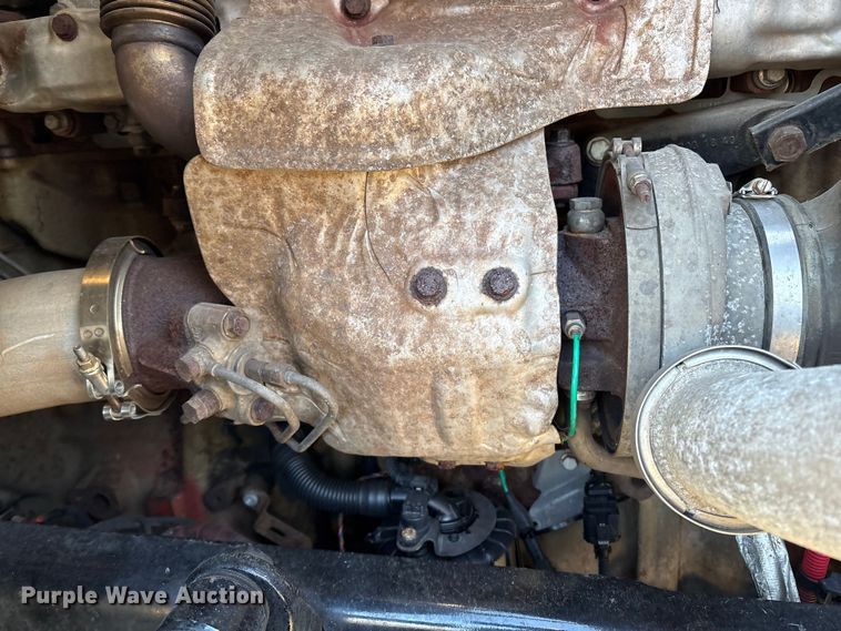 image for item DT2762 2016 Freightliner Cascadia semi truck