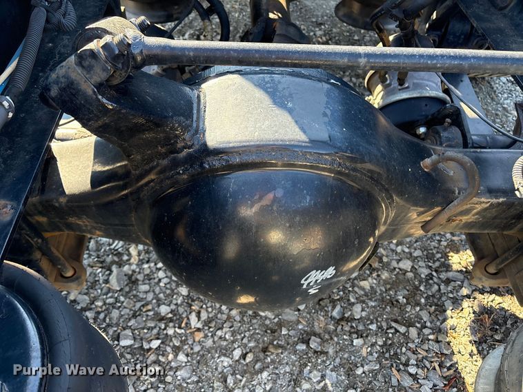 image for item DT2762 2016 Freightliner Cascadia semi truck