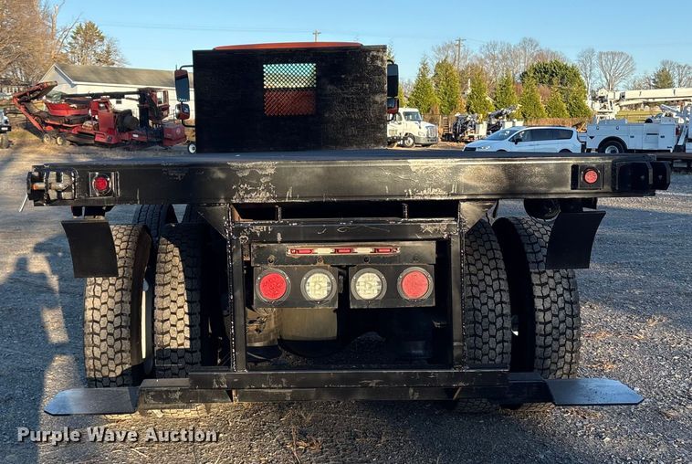 image for item DT2766 2017 Freightliner Business Class M2 flatbed truck