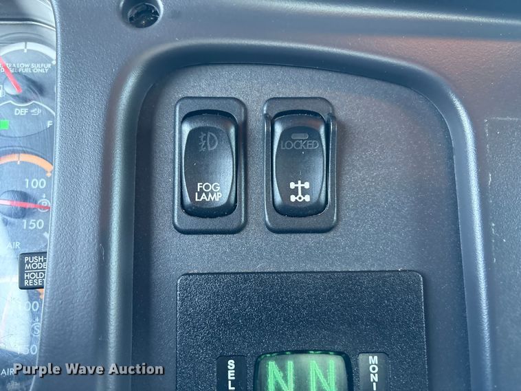 image for item DT2766 2017 Freightliner Business Class M2 flatbed truck