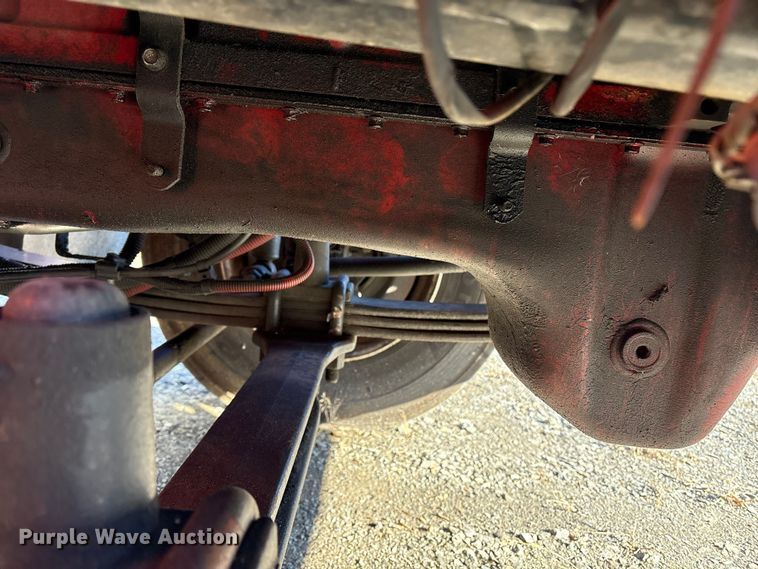 image for item DT2766 2017 Freightliner Business Class M2 flatbed truck