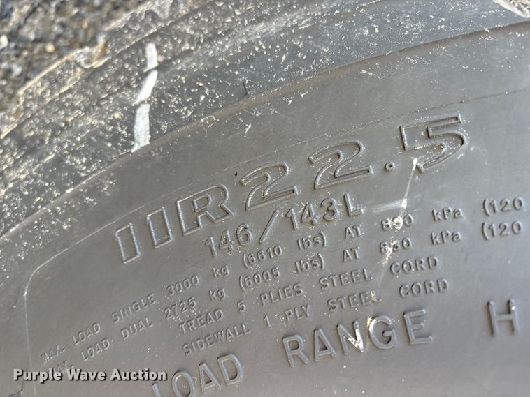 image for item DT2766 2017 Freightliner Business Class M2 flatbed truck