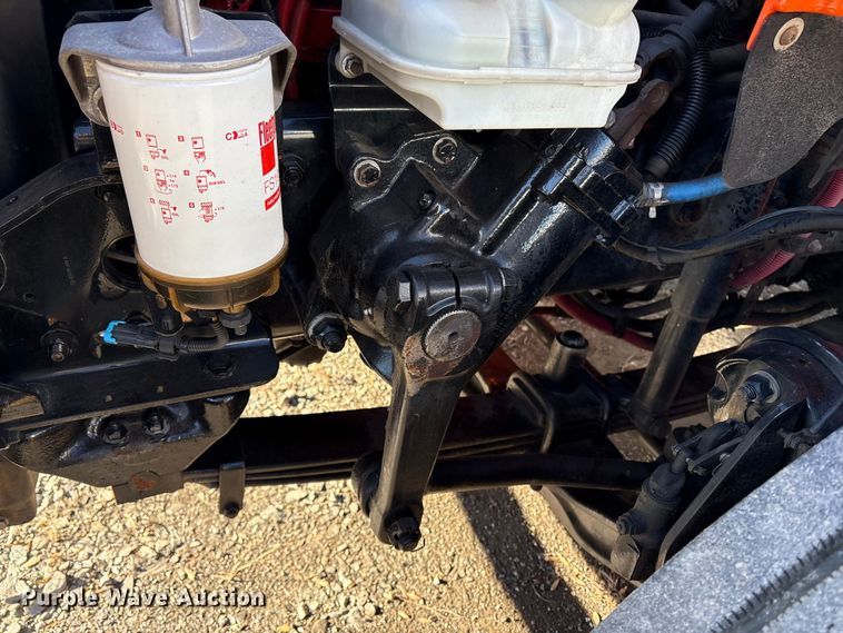 image for item DT2766 2017 Freightliner Business Class M2 flatbed truck