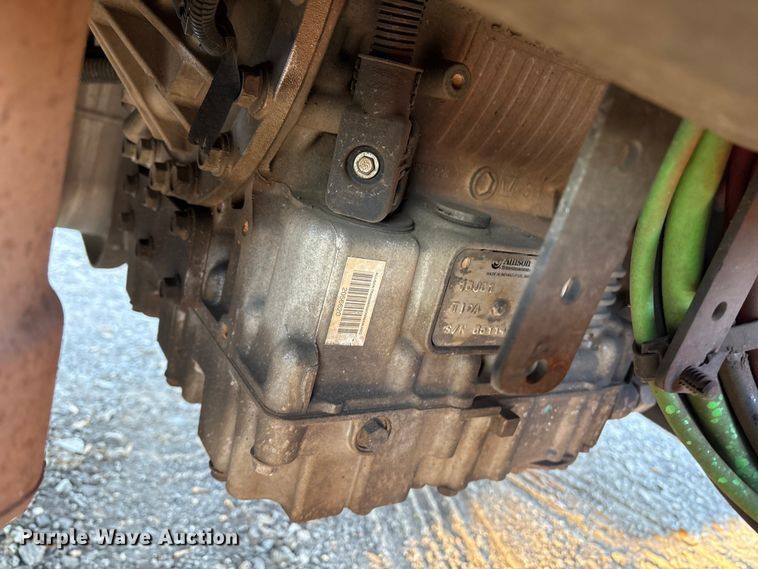 image for item DT2766 2017 Freightliner Business Class M2 flatbed truck