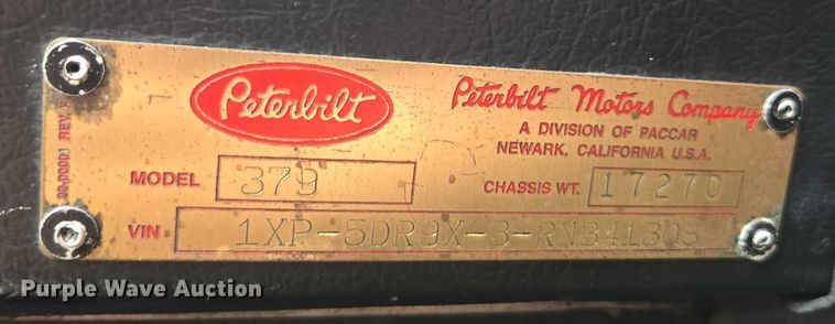 image for item DT4723 1994 Peterbilt 379 semi truck