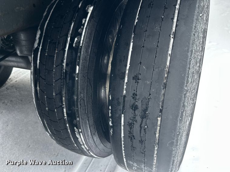 image for item DT6462 2017 Great Dane refrigerated van trailer