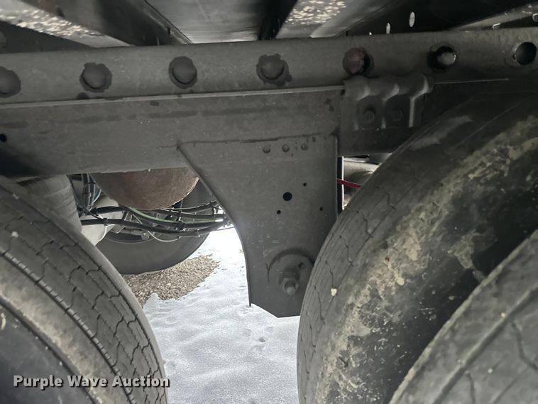 image for item DT6464 2017 Great Dane ESS-1114-31053 refrigerated van trailer