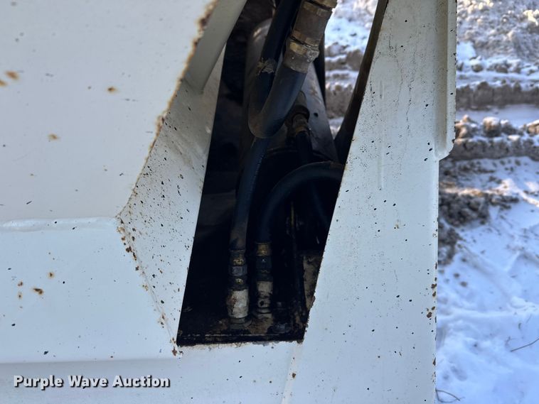 image for item DT6467 2016 Trail King TKBDLW26-4 bottom dump trailer