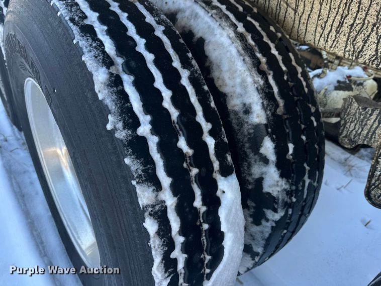 image for item DT6467 2016 Trail King TKBDLW26-4 bottom dump trailer