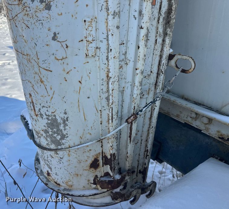 image for item DT6468 2005 International 5500i ready mix truck