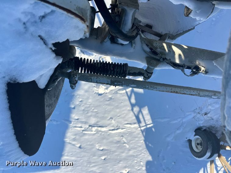 image for item DT6468 2005 International 5500i ready mix truck