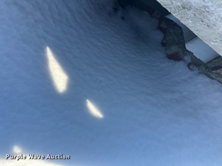 image for item DT6468 2005 International 5500i ready mix truck