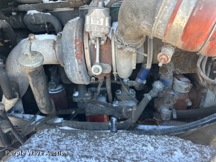 image for item DT6468 2005 International 5500i ready mix truck