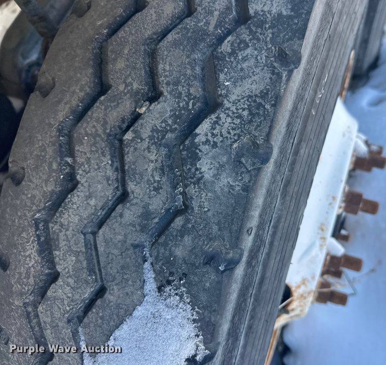 image for item DT6468 2005 International 5500i ready mix truck