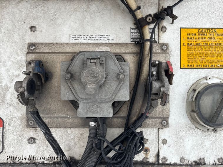 image for item DT6474 2015 Utility Trailer Refrigerated van trailer refrigerated van trailer