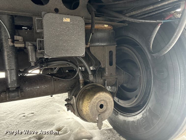 image for item DT6474 2015 Utility Trailer Refrigerated van trailer refrigerated van trailer