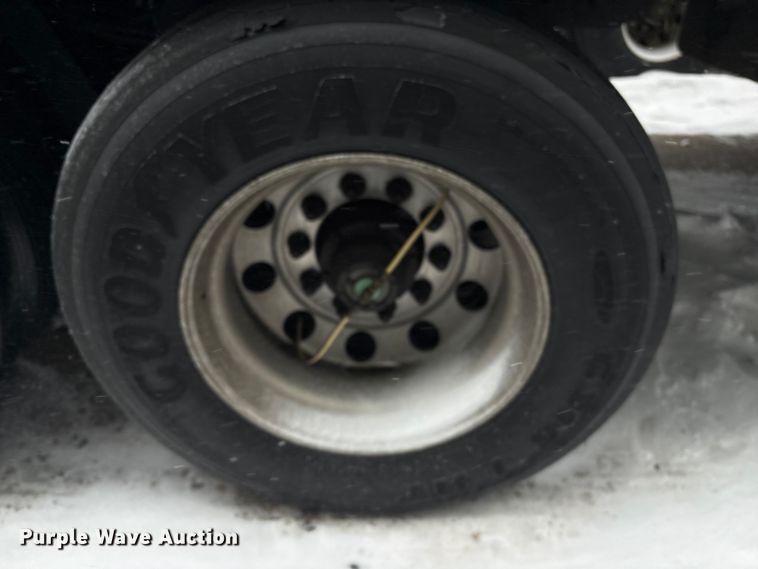 image for item DT6474 2015 Utility Trailer Refrigerated van trailer refrigerated van trailer