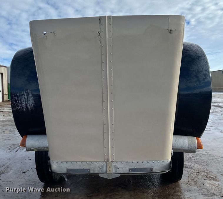 image for item DT6477 2006 Peterbilt 379 winch truck