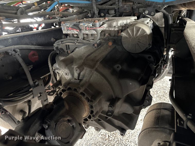 image for item DU0289 2020 International LT625 semi truck