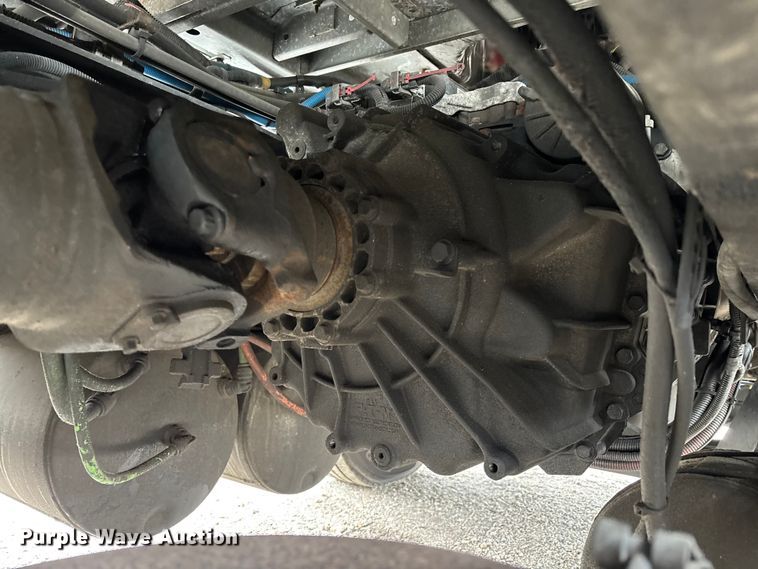 image for item DU0289 2020 International LT625 semi truck