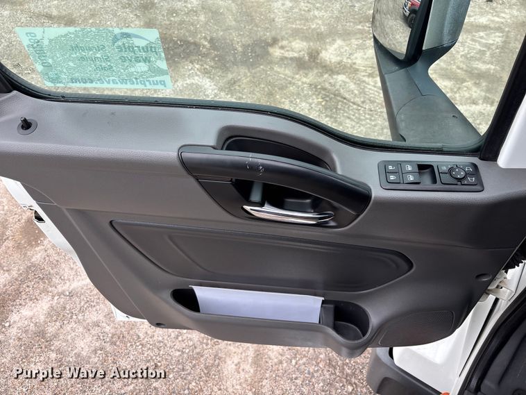 image for item DU0289 2020 International LT625 semi truck