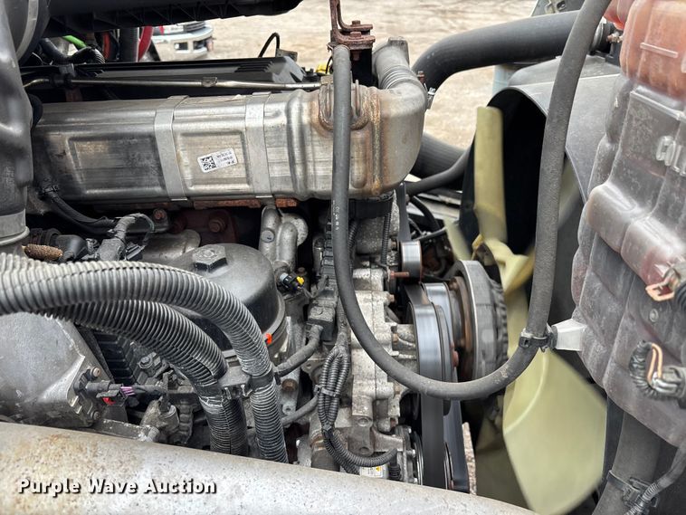 image for item DU0289 2020 International LT625 semi truck