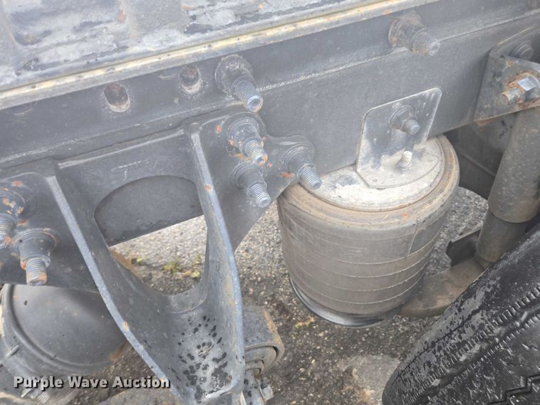 image for item DU2516 2006 International Eagle semi truck