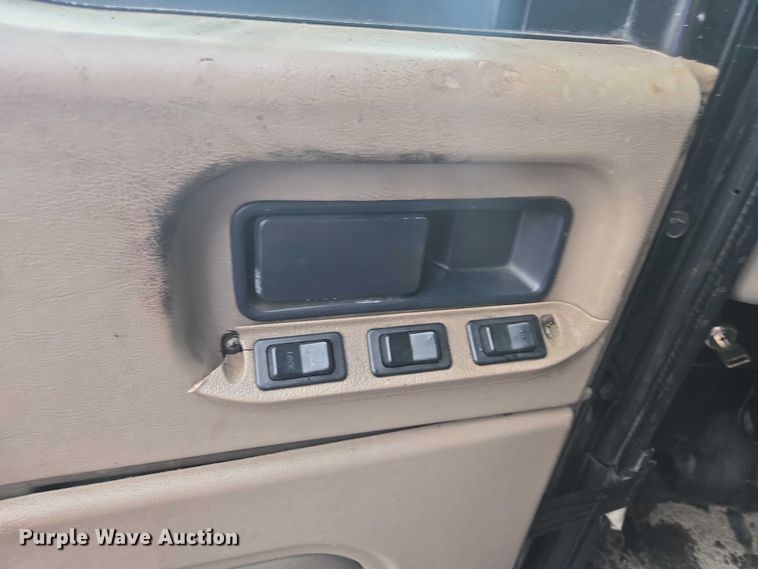 image for item DU2516 2006 International Eagle semi truck