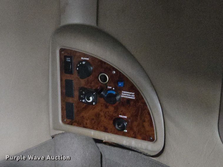 image for item DU2516 2006 International Eagle semi truck