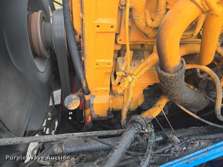 image for item DU2516 2006 International Eagle semi truck