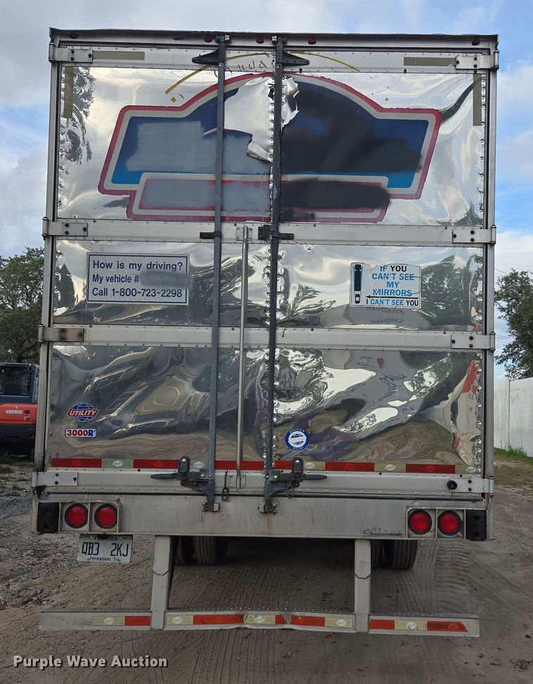 image for item DU2526 2013 Utility refrigerated van trailer